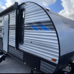 2022 travel trailer 240bhxl