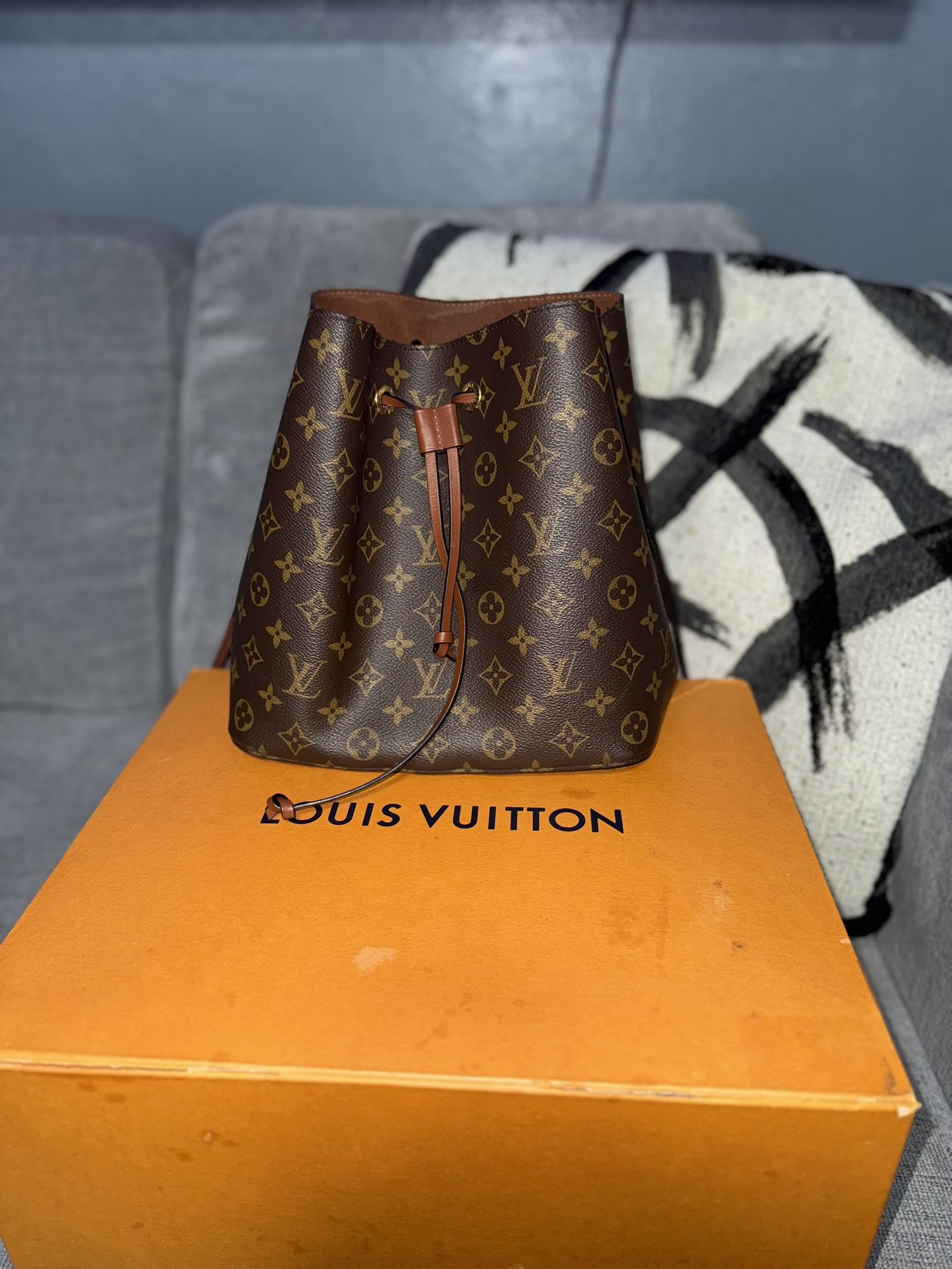 Louis Vuitton Néonoé MM Monogram