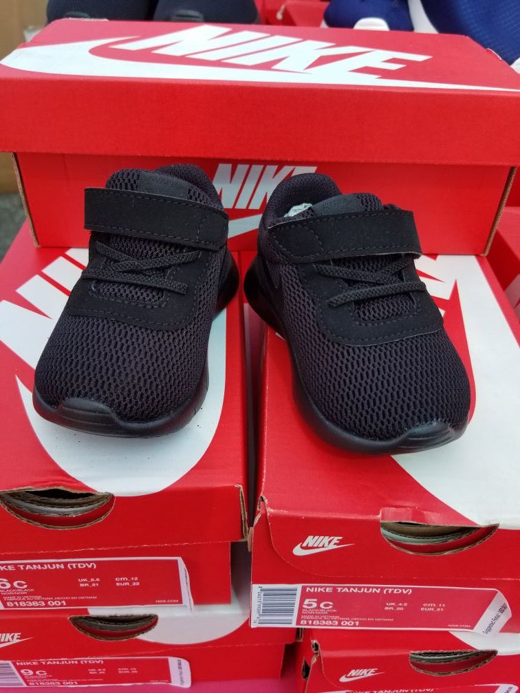 Nike 2025 tanjun 9c