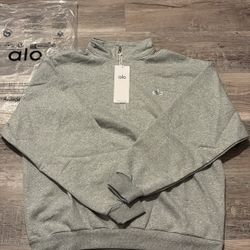 Alo Grey Quarter Zip – Size Medium – Brand New