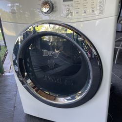Frigidaire Affinity Dryer In Great Condition
