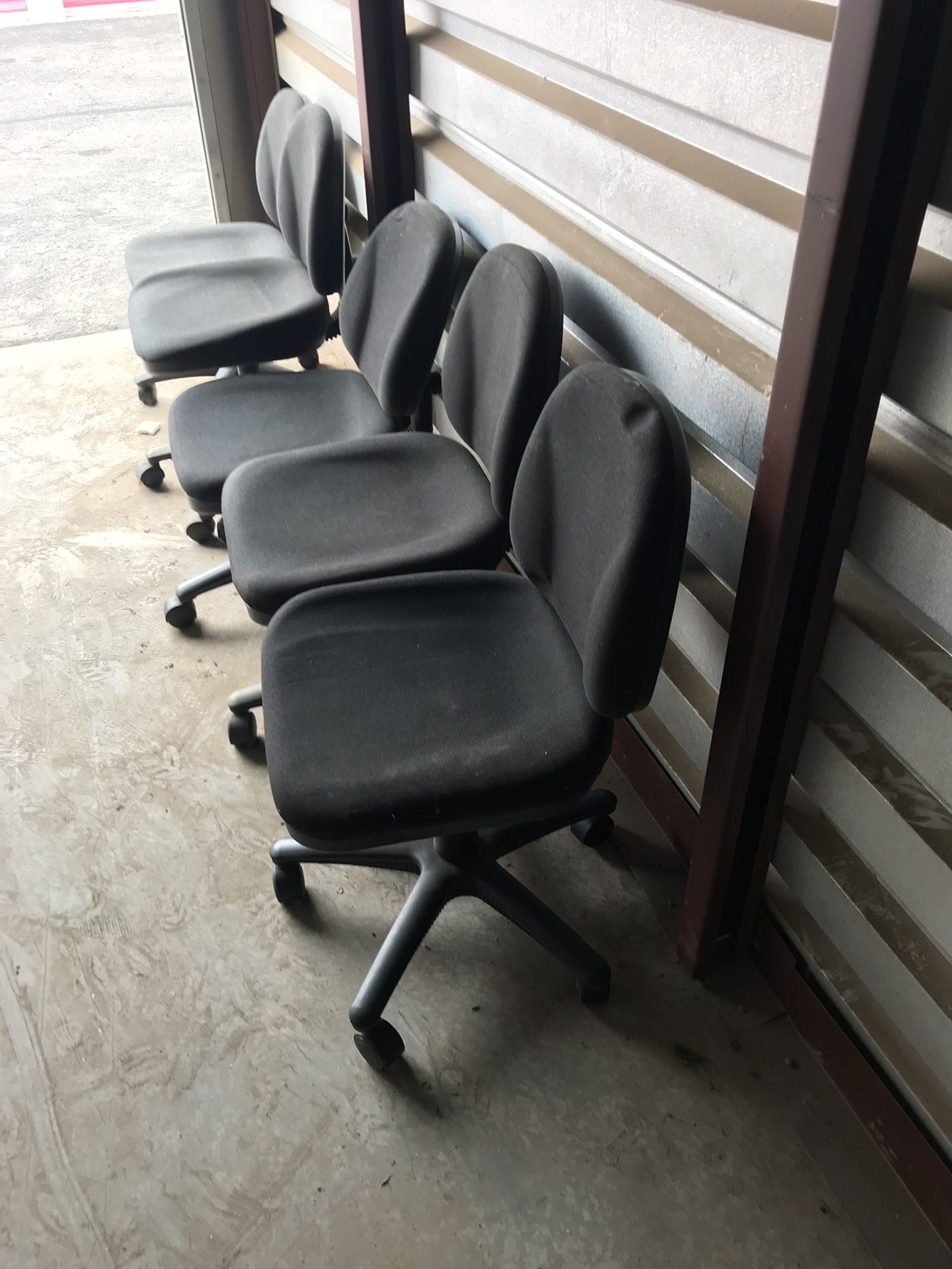 5 Office Chairs for Sale