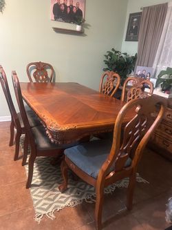 Dining room for sale