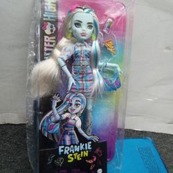 Monster High Frankie Stein Mattel 2022 