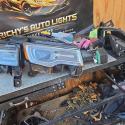 OEM Right Passenger Side Xenon Headlamp For Jeep Grand Cherokee Limited Overland