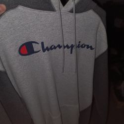 New Champion Hoodie Large 