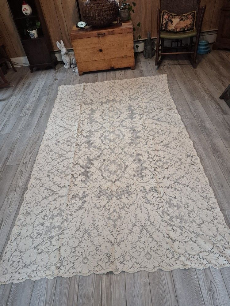 Vintage large ornate.
Floral design tablecloth