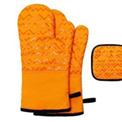 Oven Mitts and Pot Holders Set, 550 °F Heat Resistant Kitchen Cooking Grill Gloves