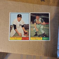 Topps Baseball 1961 # 400 Vern Law & # 387 Duke Maas 