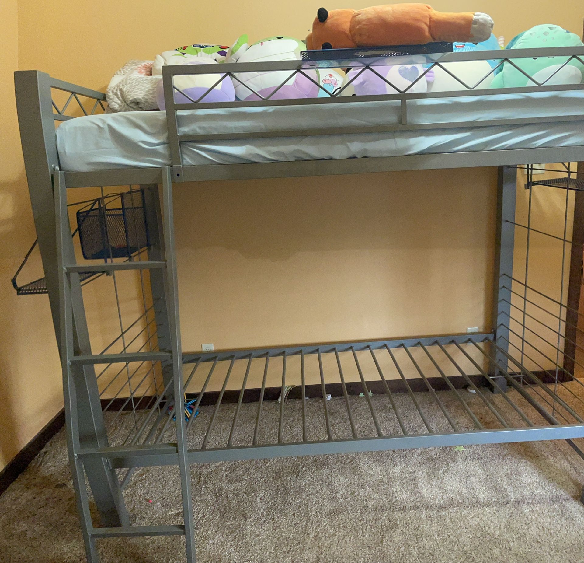 Bunk Bed with Blue Accessorie