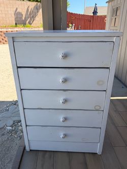 Beautiful Vintage Wooden Dresser.