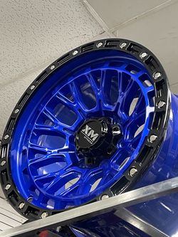17" 6-LUG OFF-ROAD RIMS 6X139.7 ​Vehicle Fitment: Built for trucks and SUVs running a 6x139.7 bolt pattern, including Toyota Tacoma, 4Runner, Chevy Si