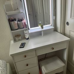 Vanity For girls Room