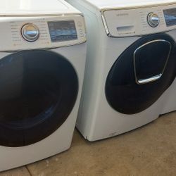 Samsung Steam Front Load Washer And Gas Dryer 