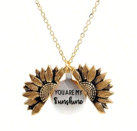 Sunflower Necklace NWT 