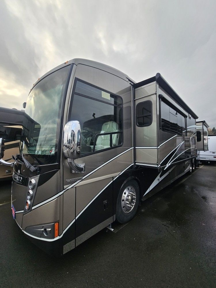 2015 Winnebago Tour 42HD Diesel Pusher