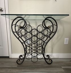 Beautiful table with cava base