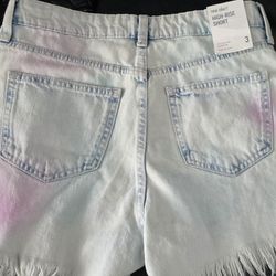 Women's Short Size 3 New