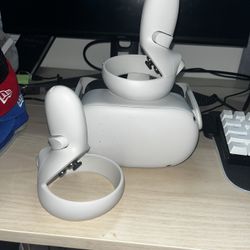 Oculus Quest 2 And Nintendo Switch Fortnight Edition 