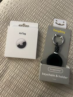 Apple Airtag + keychain holder