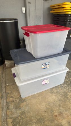 Plastic containers