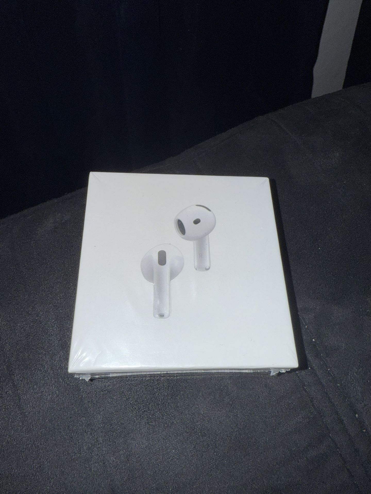 Air Pods 4
