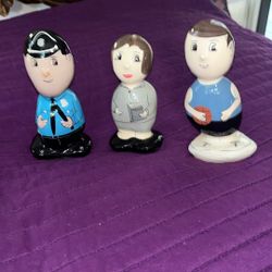 VINTAGE ROCK HEADS PIECES 