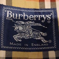 Women's Burberry  Kensington Heritage Trench Coat
