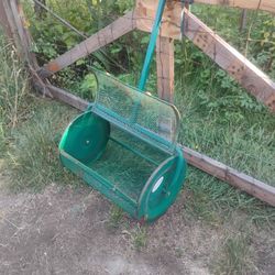 Landzie Compost Spreader 