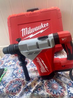 Milwaukee 1-3/4"SDS Rotary Hammer