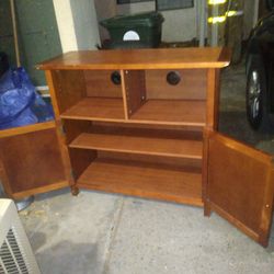 BEAUTIFUL, TV CABINET, WIYH SIX SHELFS,AND TWP CABINET DOOR,G[OD CONDITION, 
