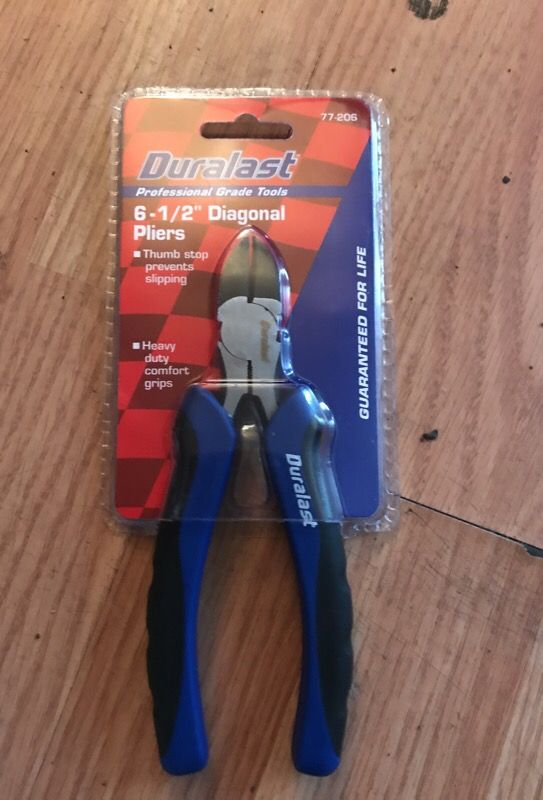 New 6 - 1/2 diagonal pliers DURALAST