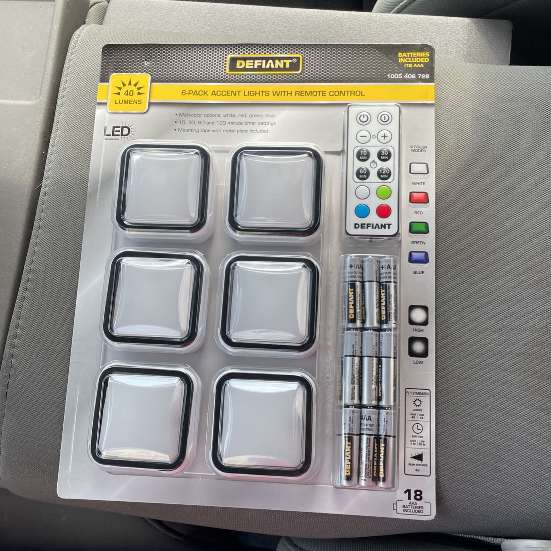 Defiant Puck Accent Light 6 PackWith Batteries And Remote