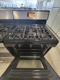 Frigidaire Gas Stove Used Good Condition With 90day's Warranty.  Thumbnail