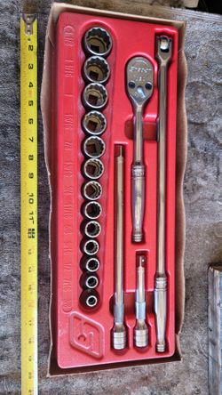 New snap on 17 PC 1/2 size service kit