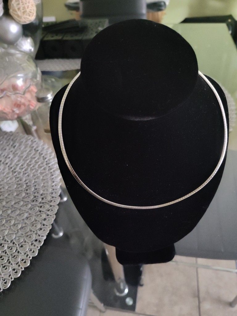 16" Heronbone Necklace, Fashion Jewelry Silver Color.