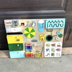 Kids Montessori Busyboard 
