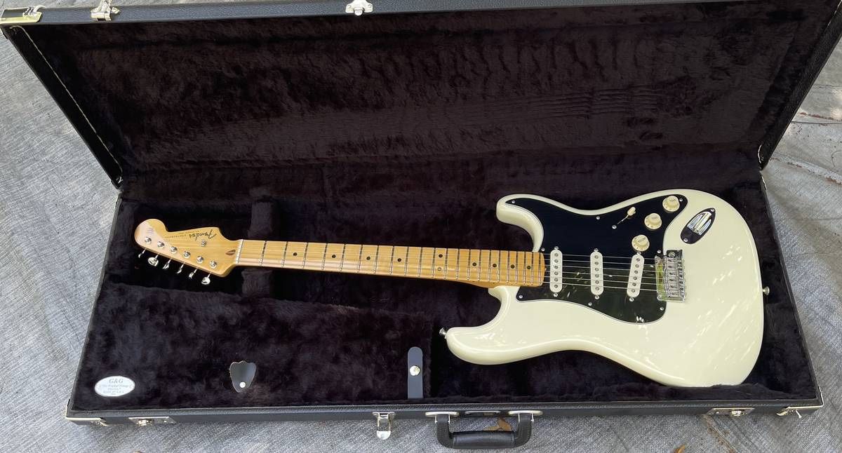 Fender Stratocaster Lincoln Brewster Electric Guitar +case/candy Mint