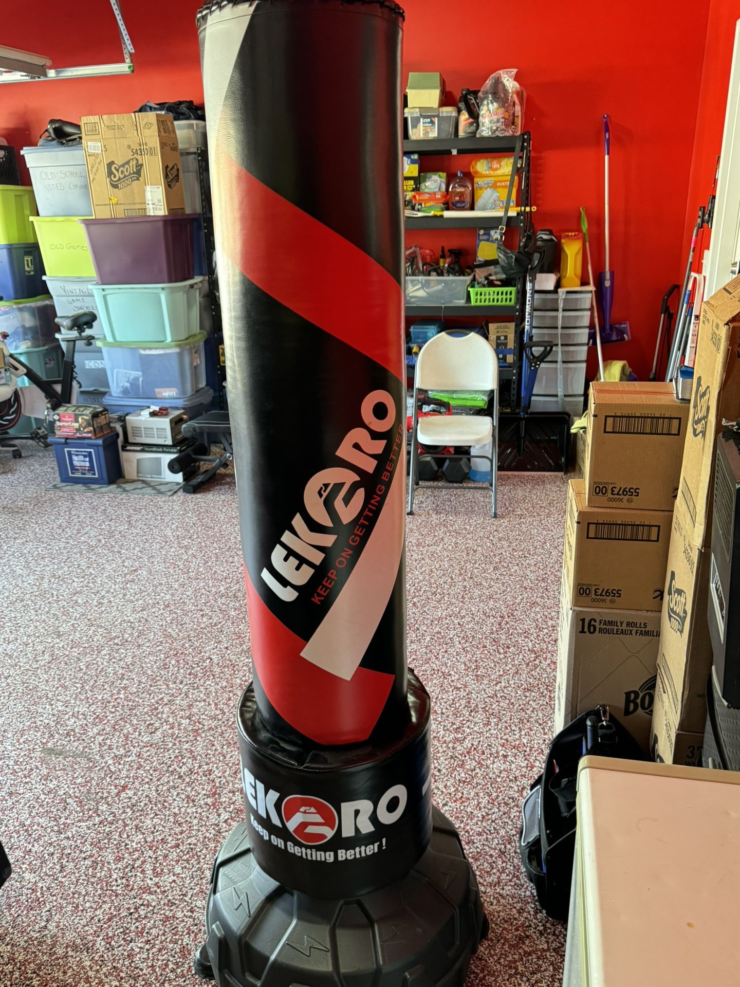 Lekoro Punching Bag