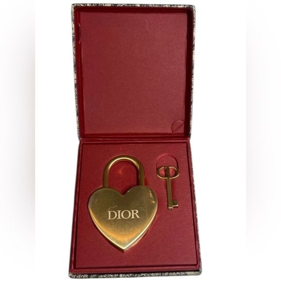 Beauty Heart Padlock and Key Set