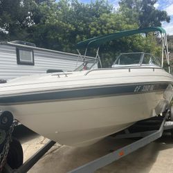 2004 Monterey 21ft Speed Boat