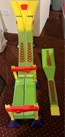Disney Pixar Cars Race Off Track Set