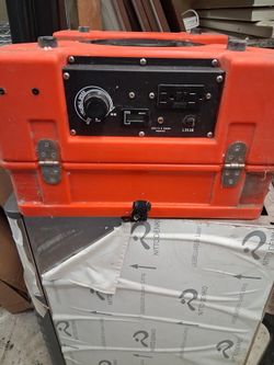 Air scrubber