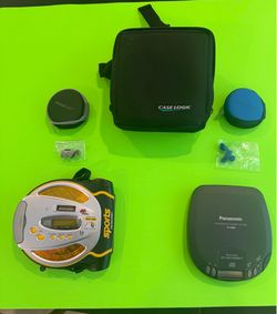 2 /beutifull cd player- 1 Sony sport cd walk mañana Panasonic portable cd player