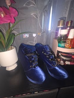 Stunning Royal Blue Velvet Lace-Up Platform