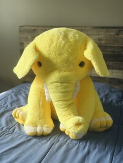 Giant elephant brand new toy 