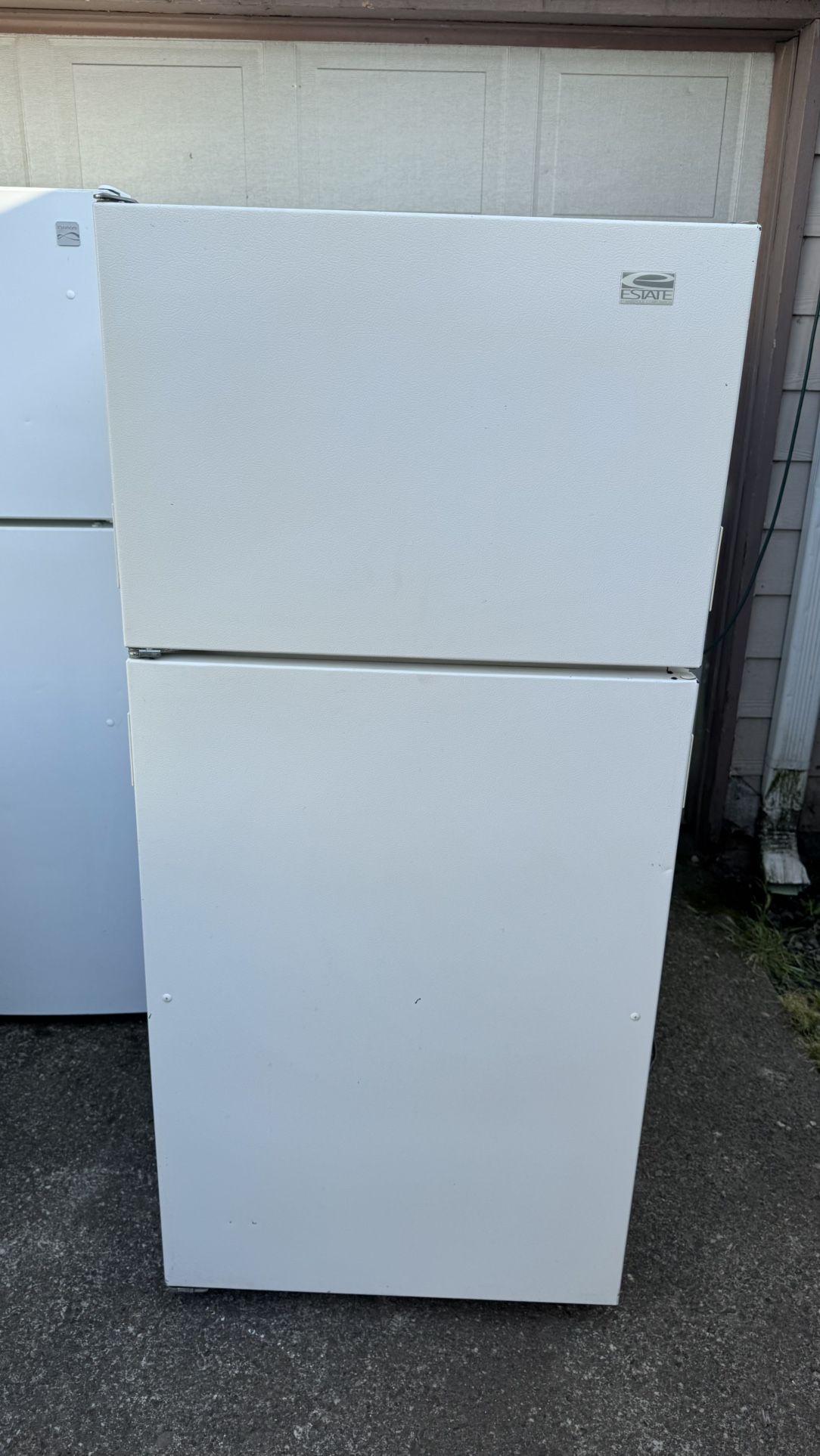 Refrigerator in excellent conditions🧊💦