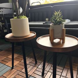 Indoor Plant Stand,Wood Mid Century Plant Table in Walnut Finish,Tall Plant Stand for Flower Pot,Modern Round Small Side End Table with Raised Design 