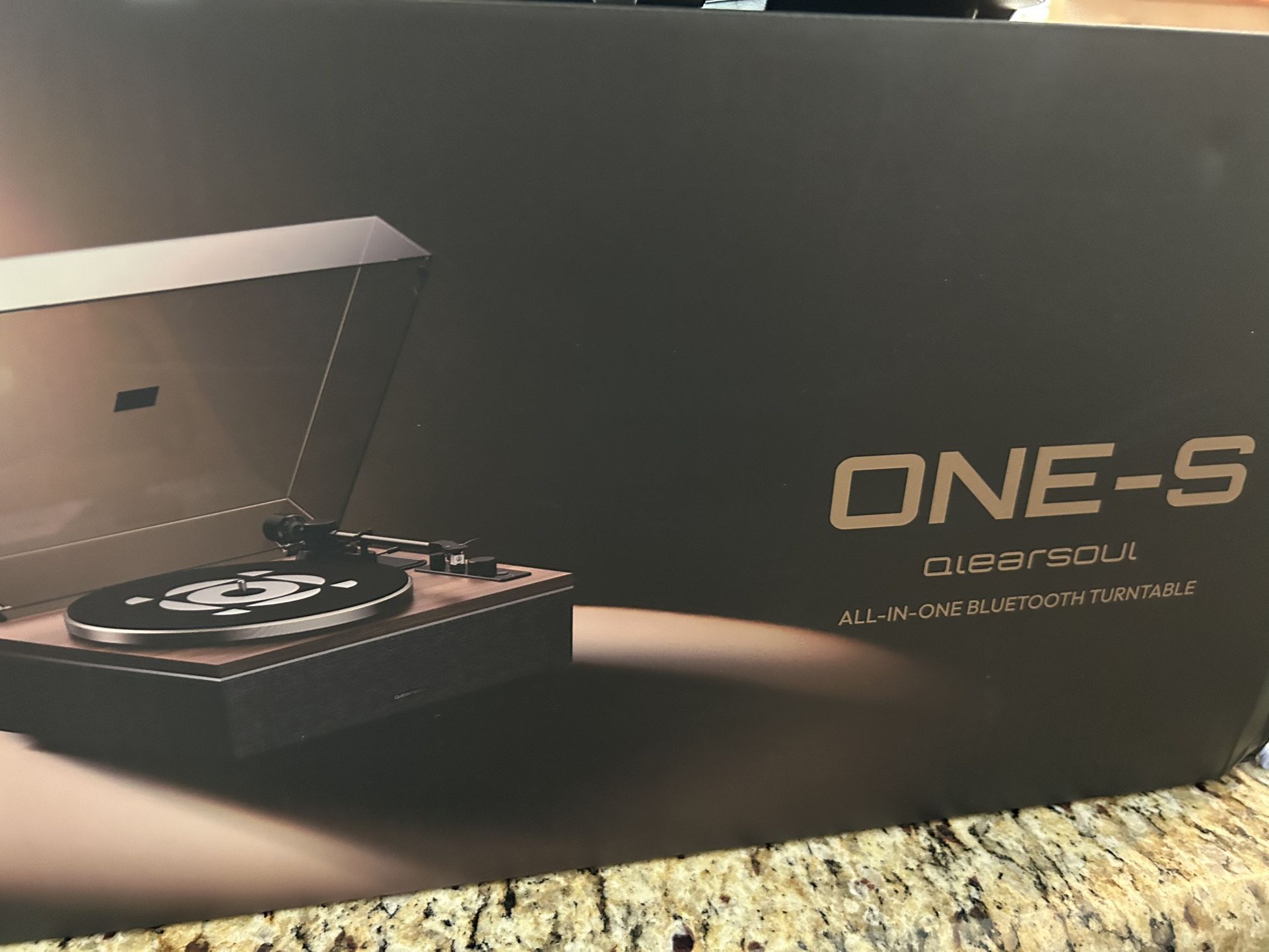 Record Player All-in One Hi-Fi Bluetooth To And From ONE-S Vinyl Record Player with Bluetooth Input/Output, All-in-One Vintage Turntable