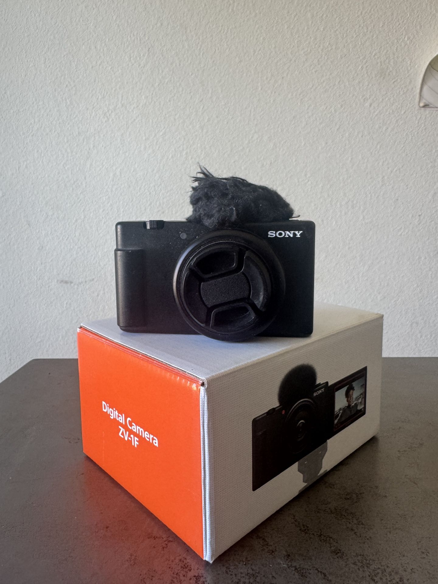 Sony ZV-F1 Vlog Camera